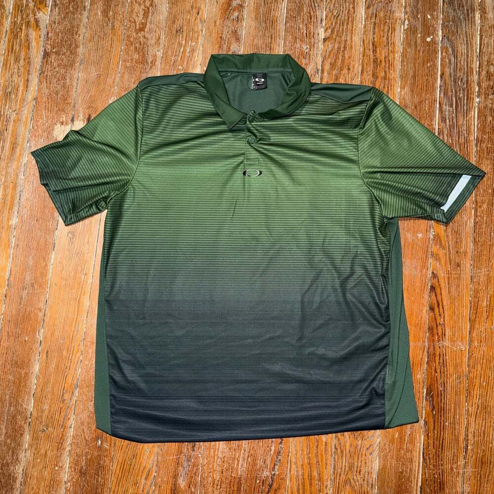 Oakley Men's Ombre Striped Regular Fit Golf Polo Shirt